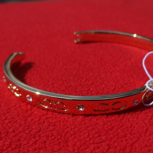 COACH Gold bangle Bracelet Signature Kissing - Picture 7 of 8